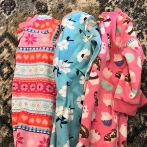Lot of 3 carters fleece zip PJs pajamas footie 2t